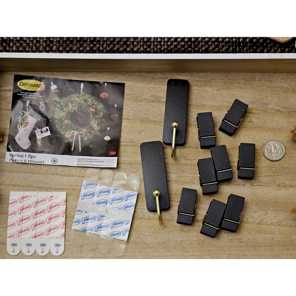 Command Hooks And Decorating Spring Clips Set - Picture 1 of 8
